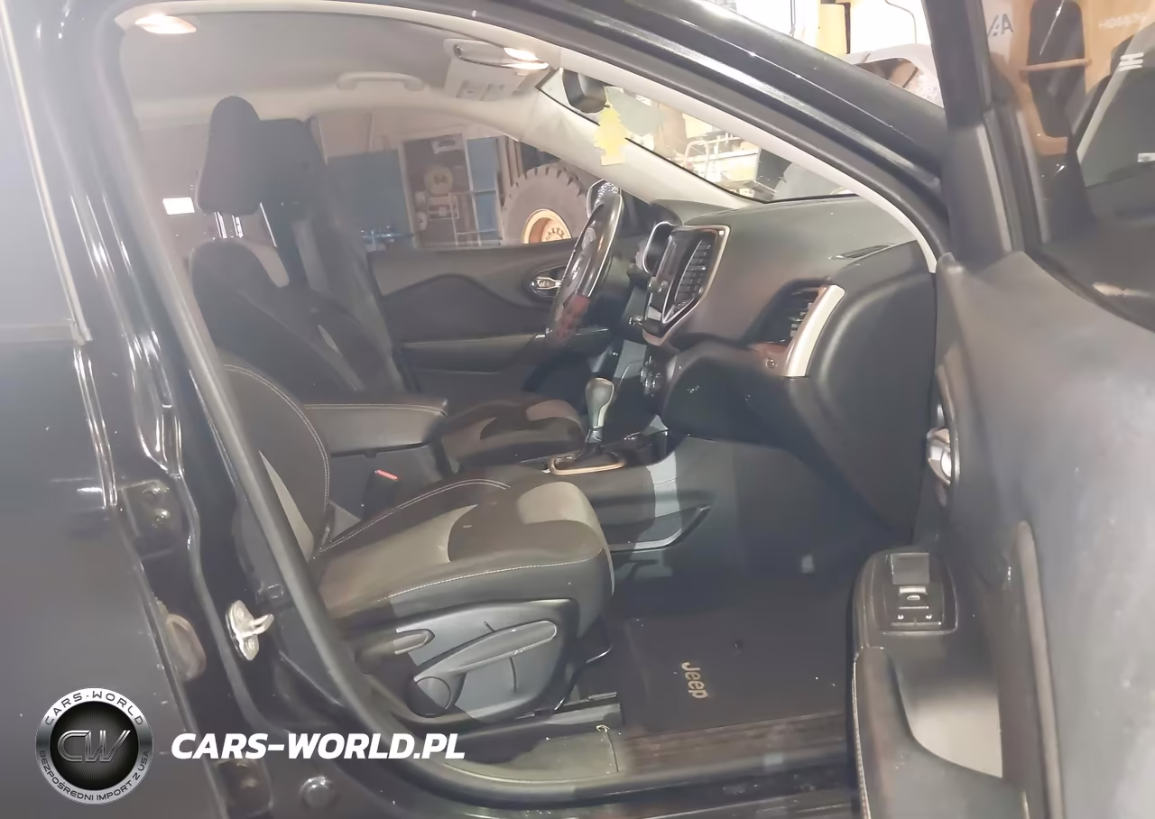 2014 Jeep Cherokee Sport VIN:1C4PJMAB1EW278574 - 5