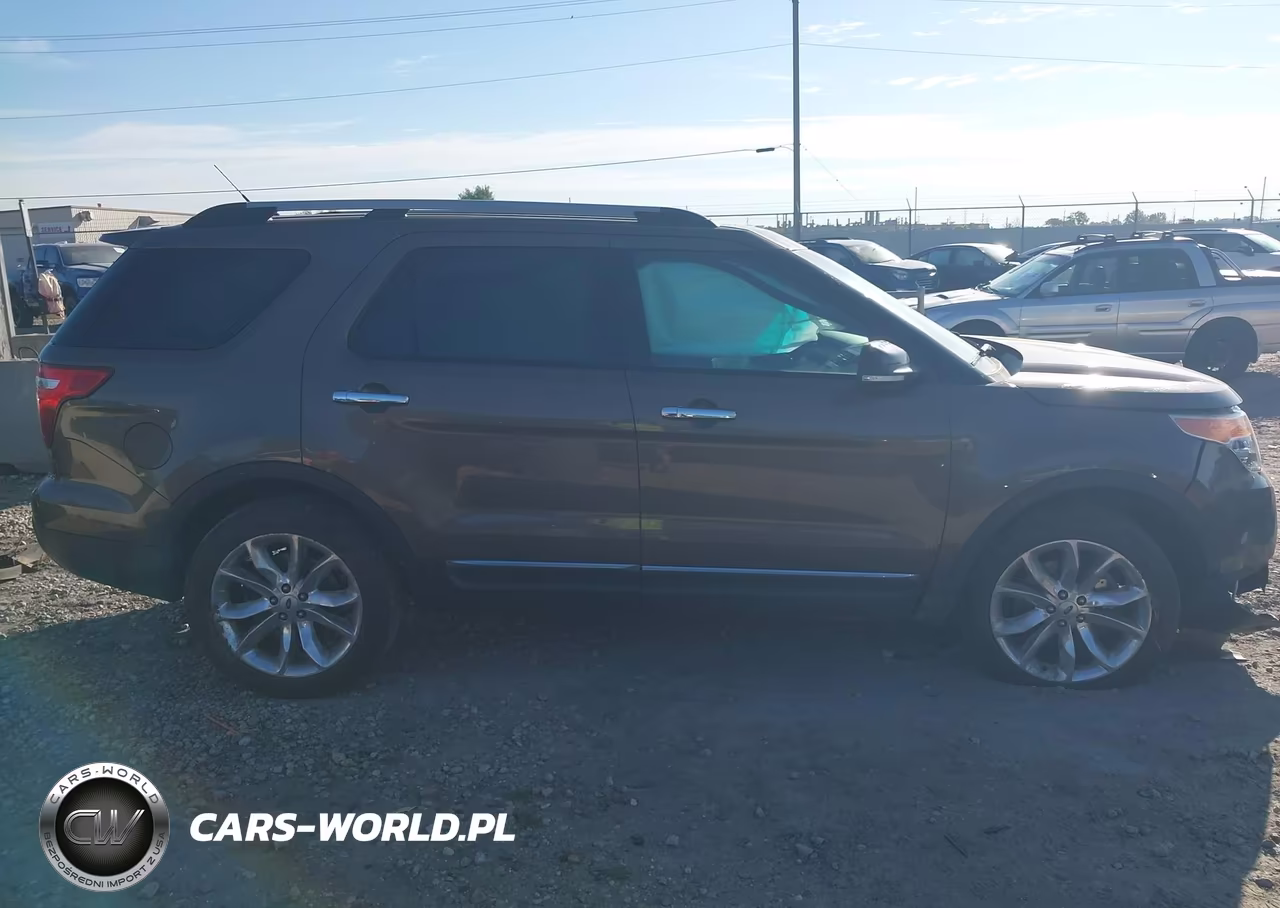 2015 Ford Explorer Xlt VIN:1FM5K8D85FGB11542 - 14