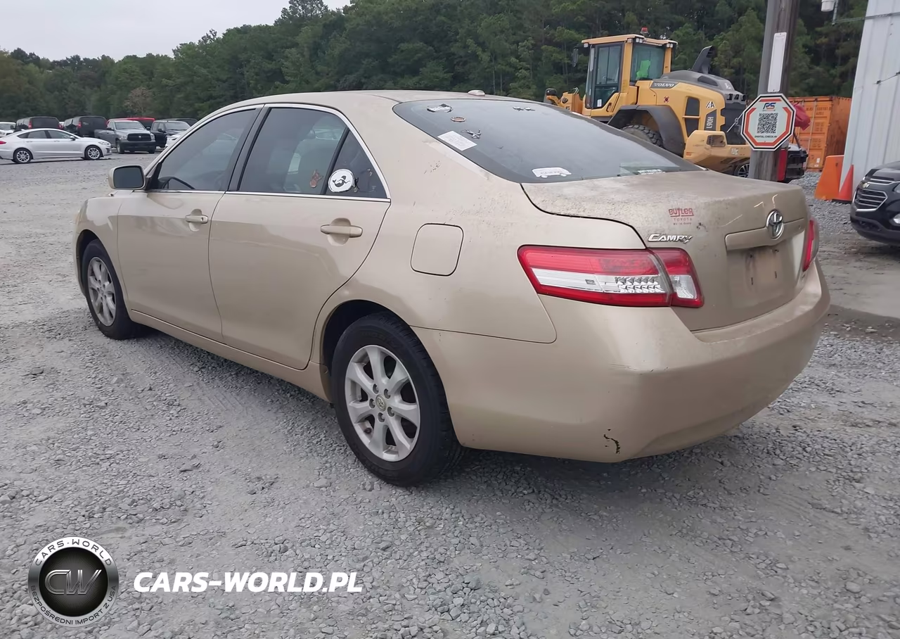 2011 Toyota Camry Le VIN:4T1BF3EK0BU635942 - 3