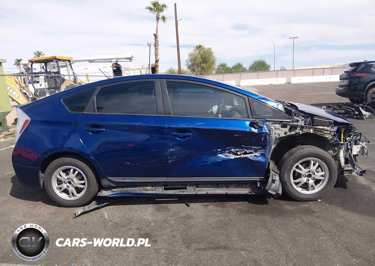 2011 Toyota Prius Two VIN:JTDKN3DU0B0317451 - 12