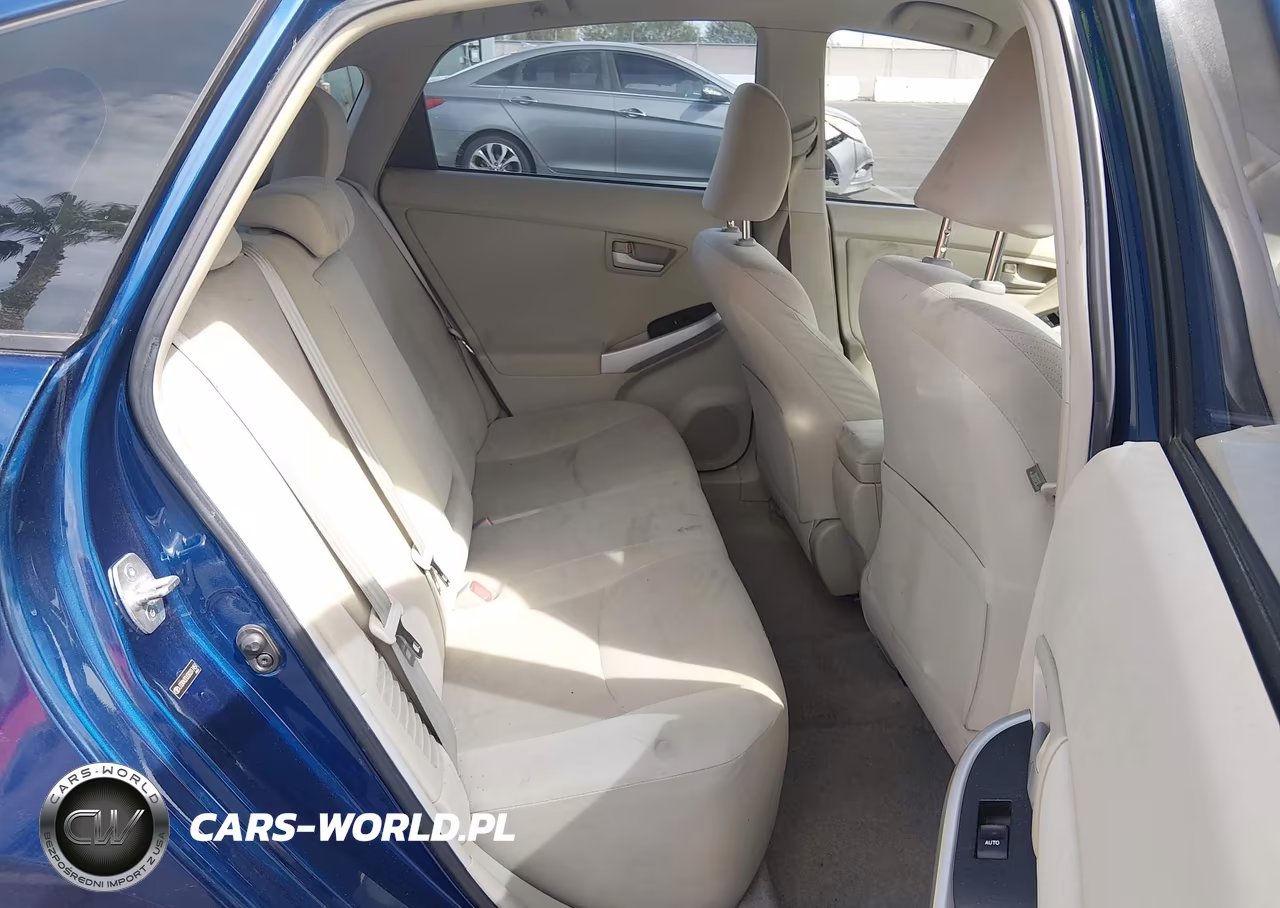 2011 Toyota Prius Two VIN:JTDKN3DU0B0317451 - 8