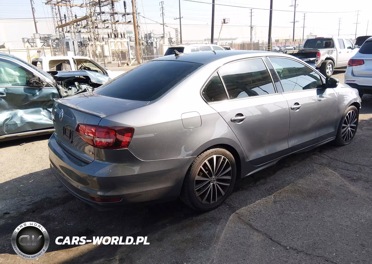 2016 Volkswagen Jetta 1.8T Sport VIN:3VWD17AJ5GM238655 - 4