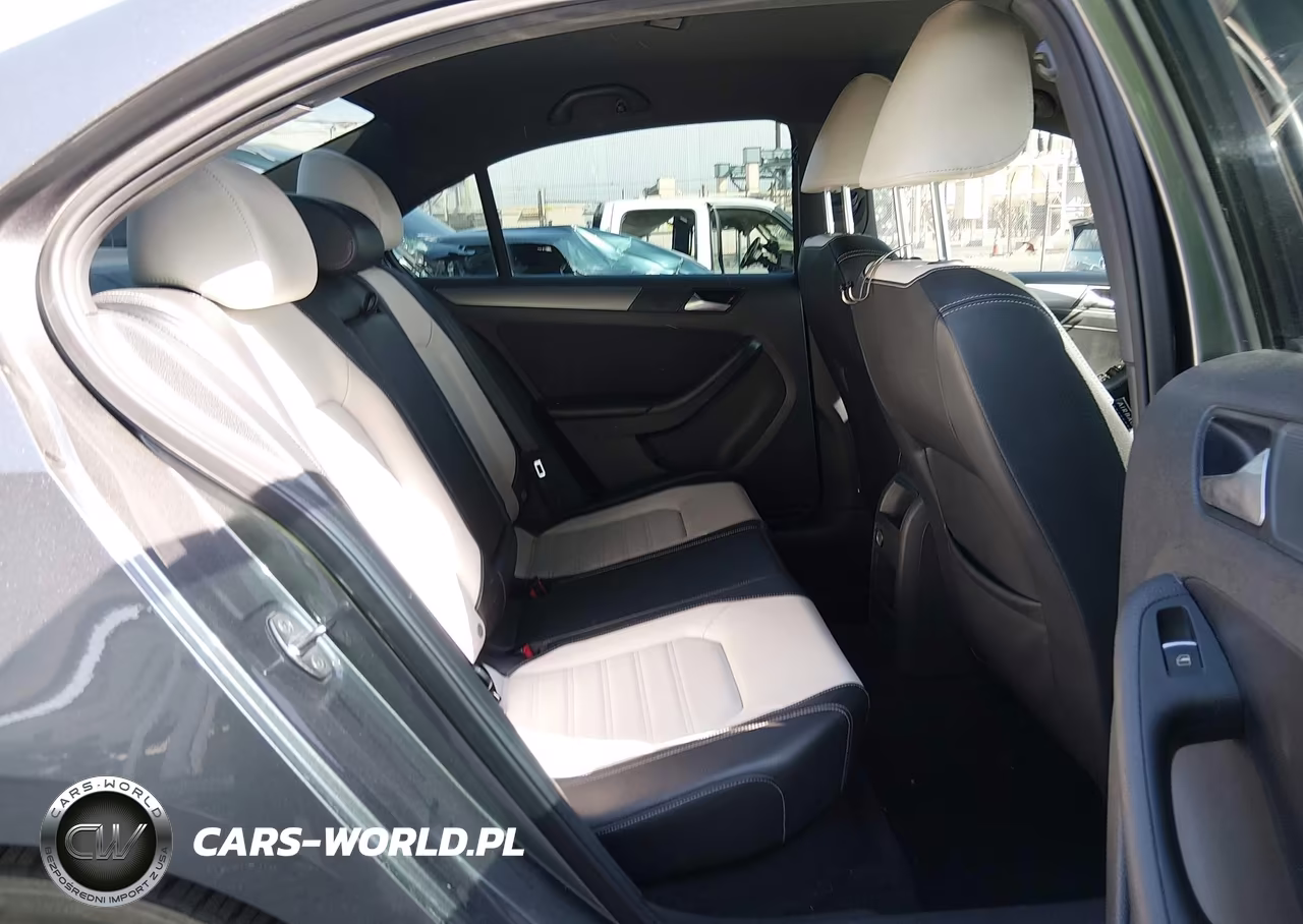 2016 Volkswagen Jetta 1.8T Sport VIN:3VWD17AJ5GM238655 - 8