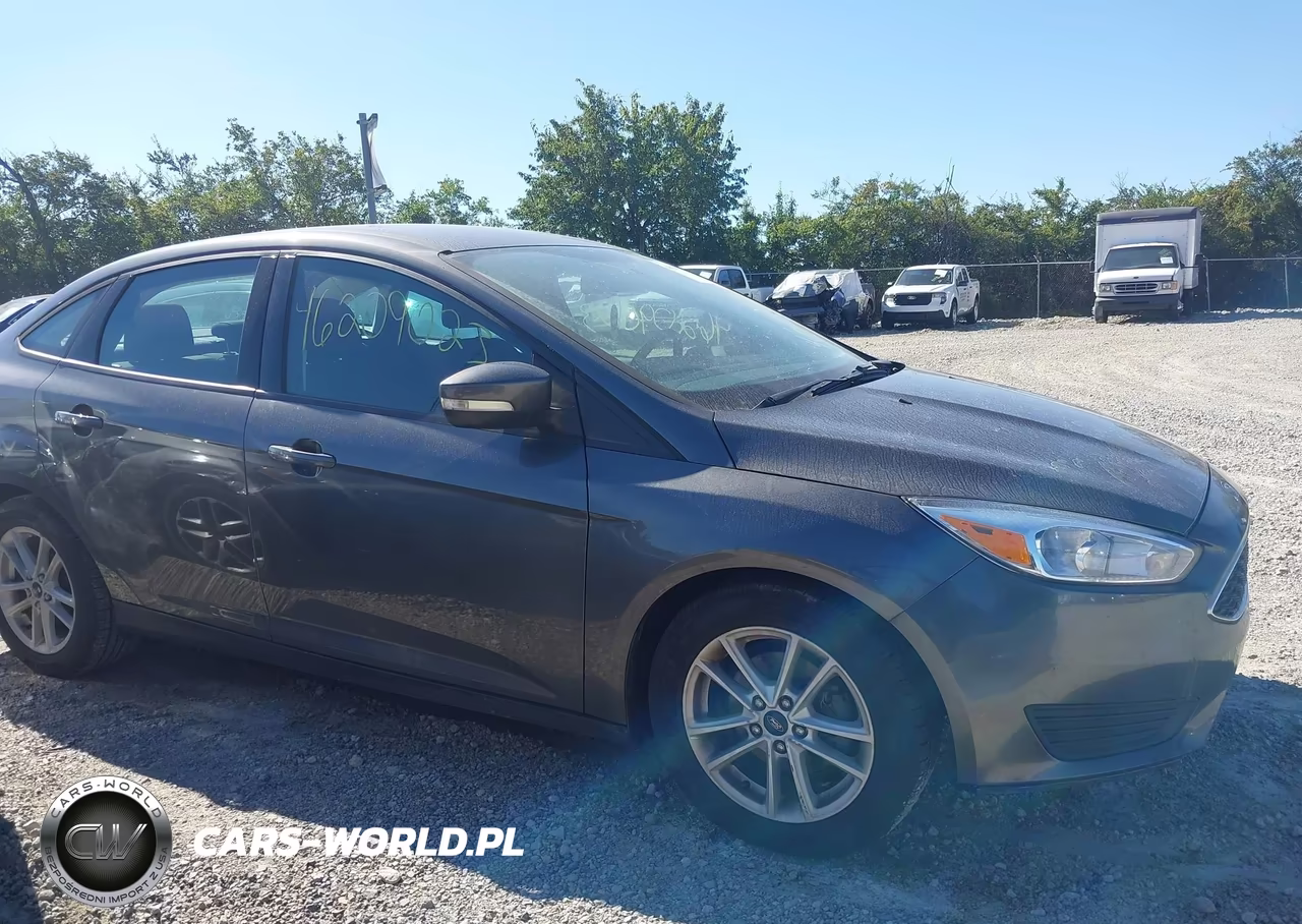 2018 Ford Focus Se VIN:1FADP3F26JL276860 - 13