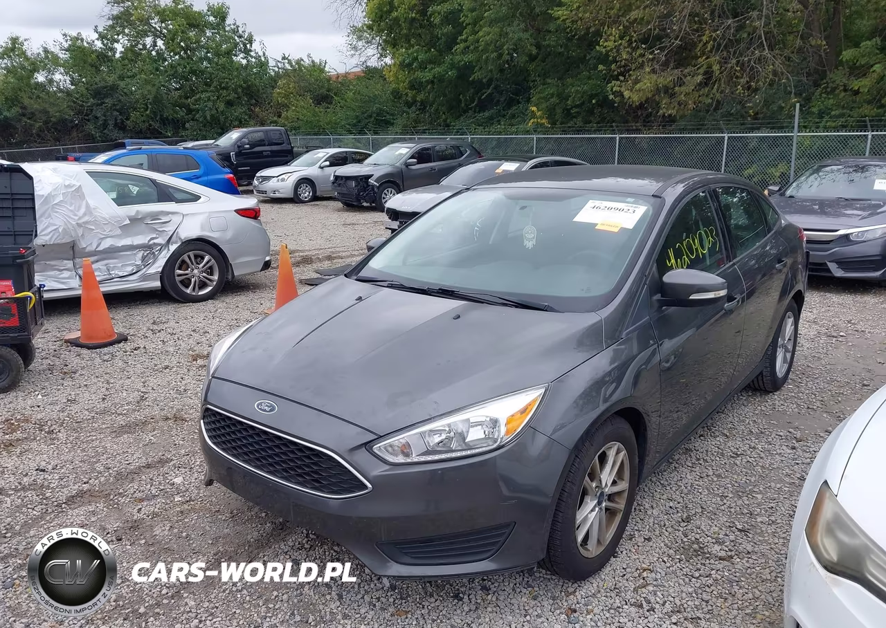 2018 Ford Focus Se VIN:1FADP3F26JL276860 - 2