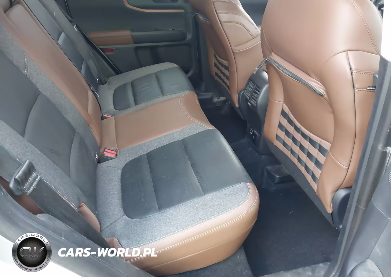 2021 Ford Bronco Sport Outer Banks VIN:3FMCR9C60MRB09714 - 8