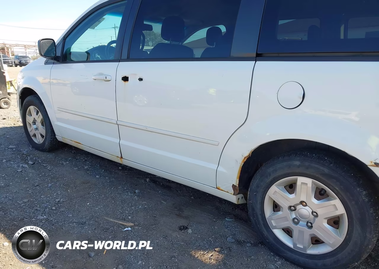 2011 Dodge Grand Caravan Express VIN:2D4RN4DG0BR647713 - 12