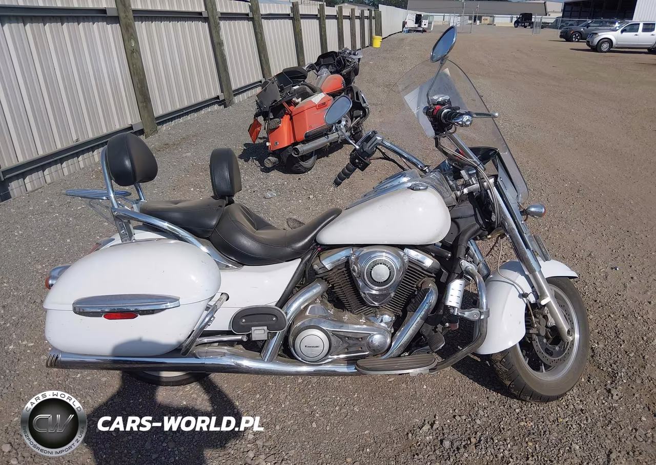 2011 Kawasaki Vn1700 C VIN:JKBVNRC19BA008472 - 12