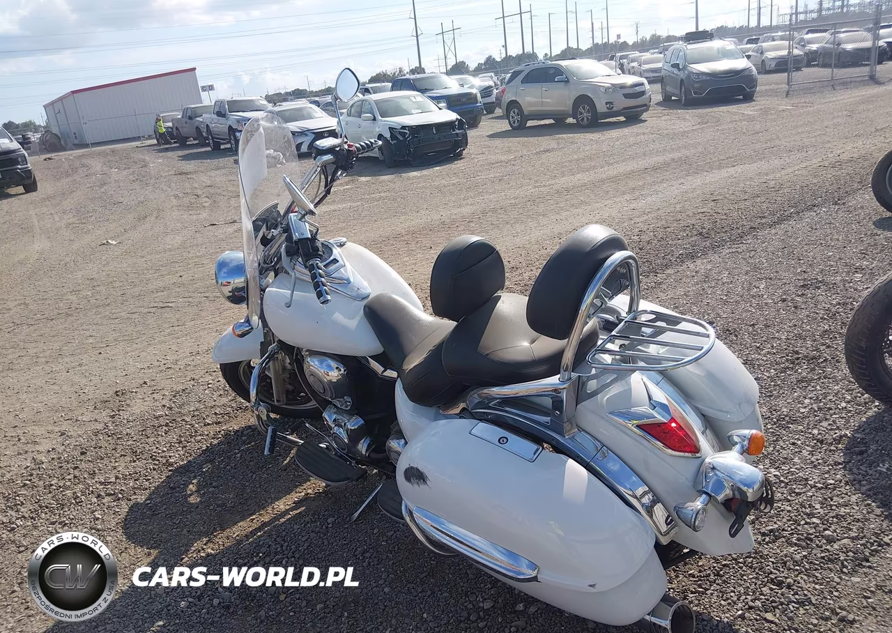 2011 Kawasaki Vn1700 C VIN:JKBVNRC19BA008472 - 3