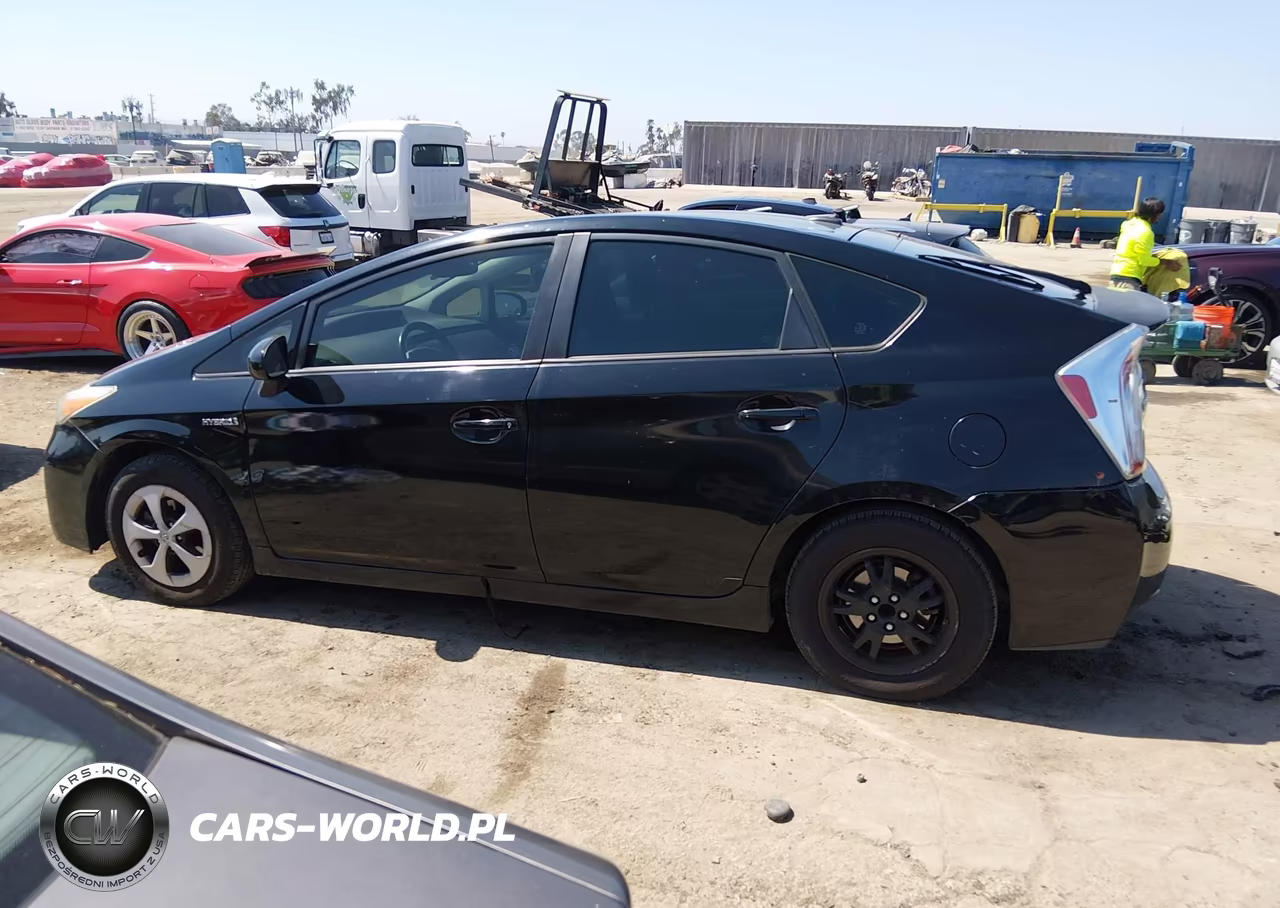 2012 Toyota Prius Four VIN:JTDKN3DU6C5456245 - 15