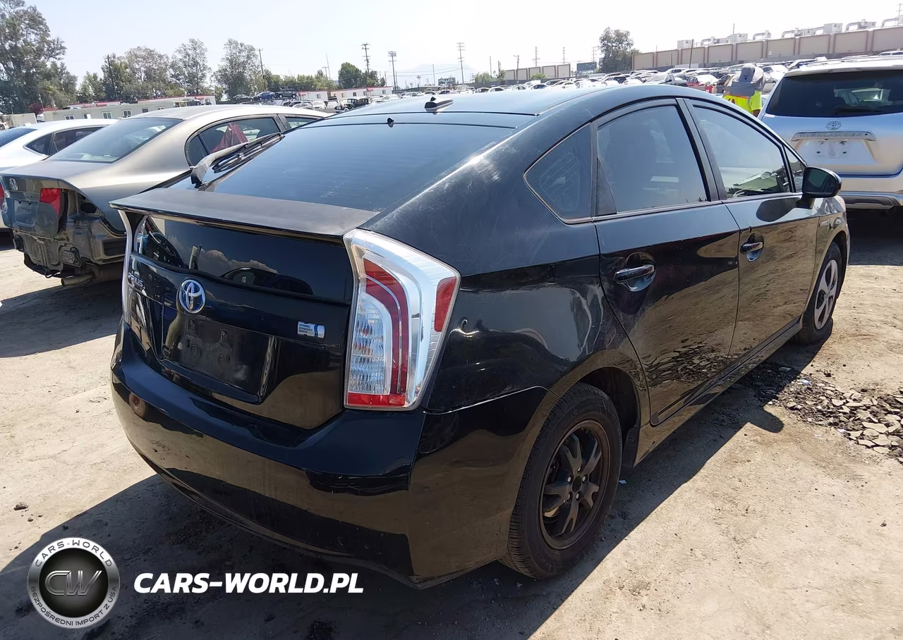 2012 Toyota Prius Four VIN:JTDKN3DU6C5456245 - 4