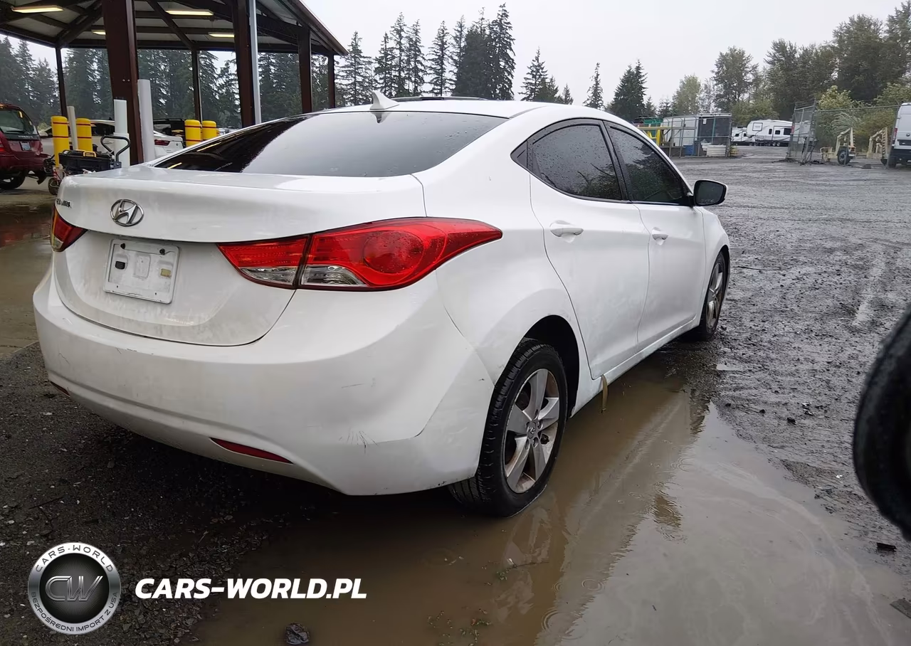 2013 Hyundai Elantra Gls VIN:5NPDH4AEXDH232903 - 4