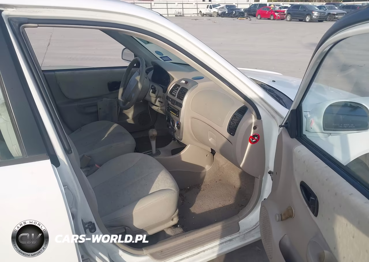 2005 Hyundai Accent Gls VIN:KMHCG45C65U605770 - 5