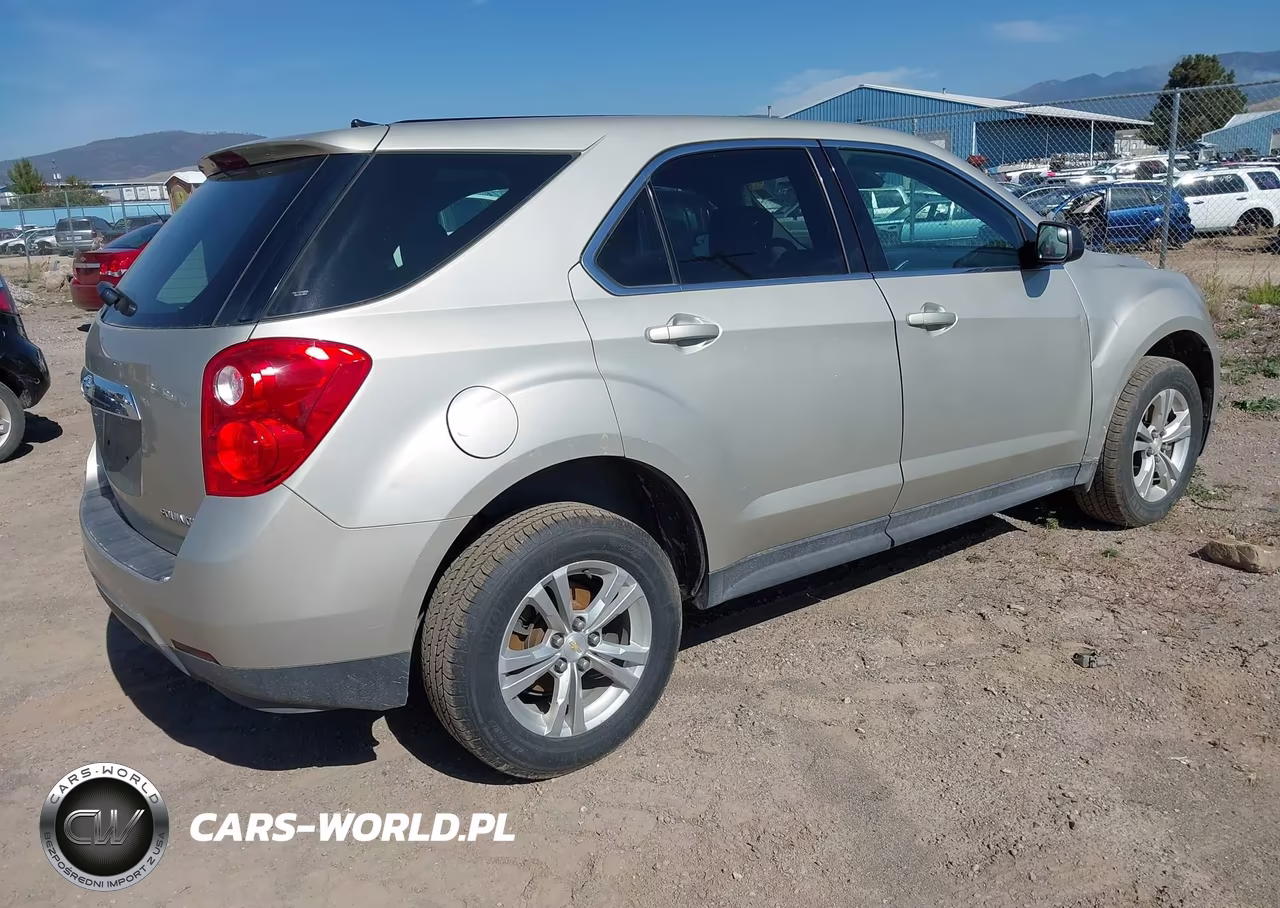 2014 Chevrolet Equinox Ls VIN:1GNFLEEK5EZ135588 - 4