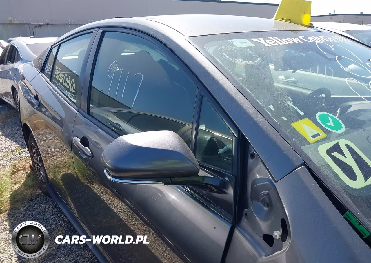 2017 Toyota Prius Two Eco VIN:JTDKARFU5H3042324 - 13