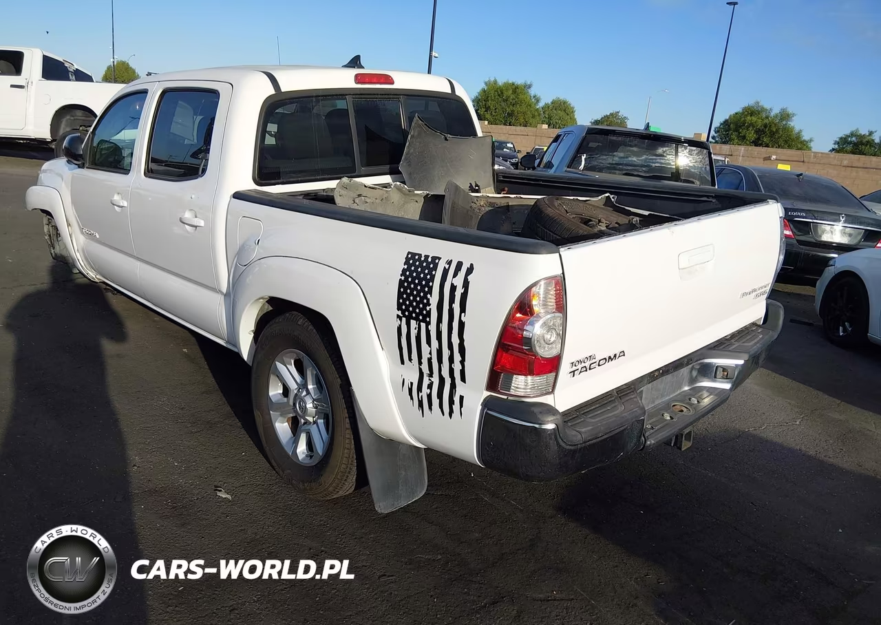 2014 Toyota Tacoma Prerunner VIN:5TFJX4GNXEX032235 - 3