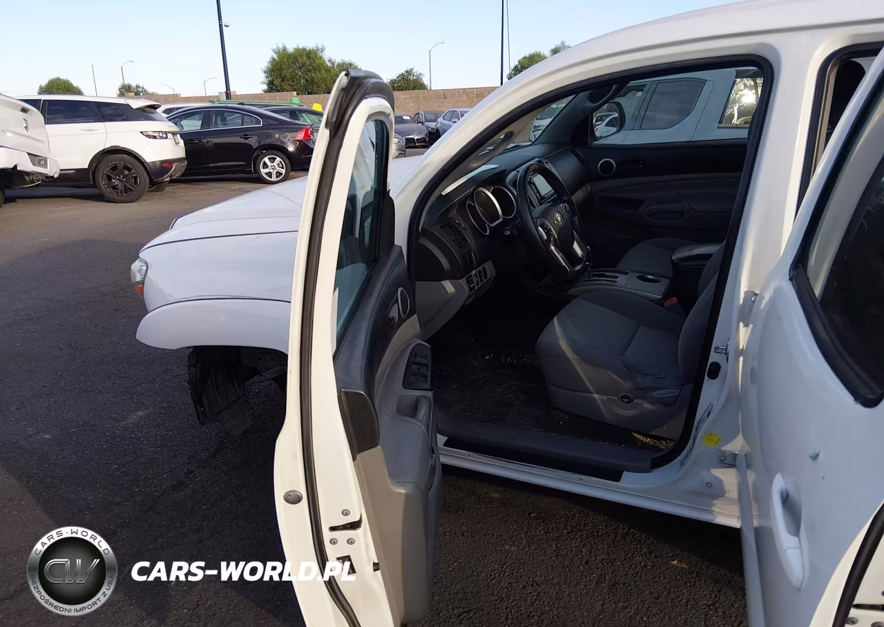 2014 Toyota Tacoma Prerunner VIN:5TFJX4GNXEX032235 - 5