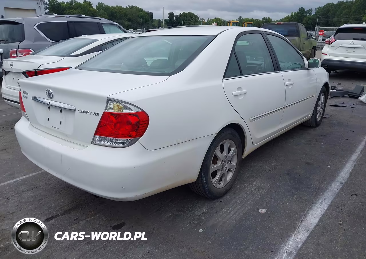 2006 Toyota Camry Xle VIN:4T1BE32K66U642939 - 4