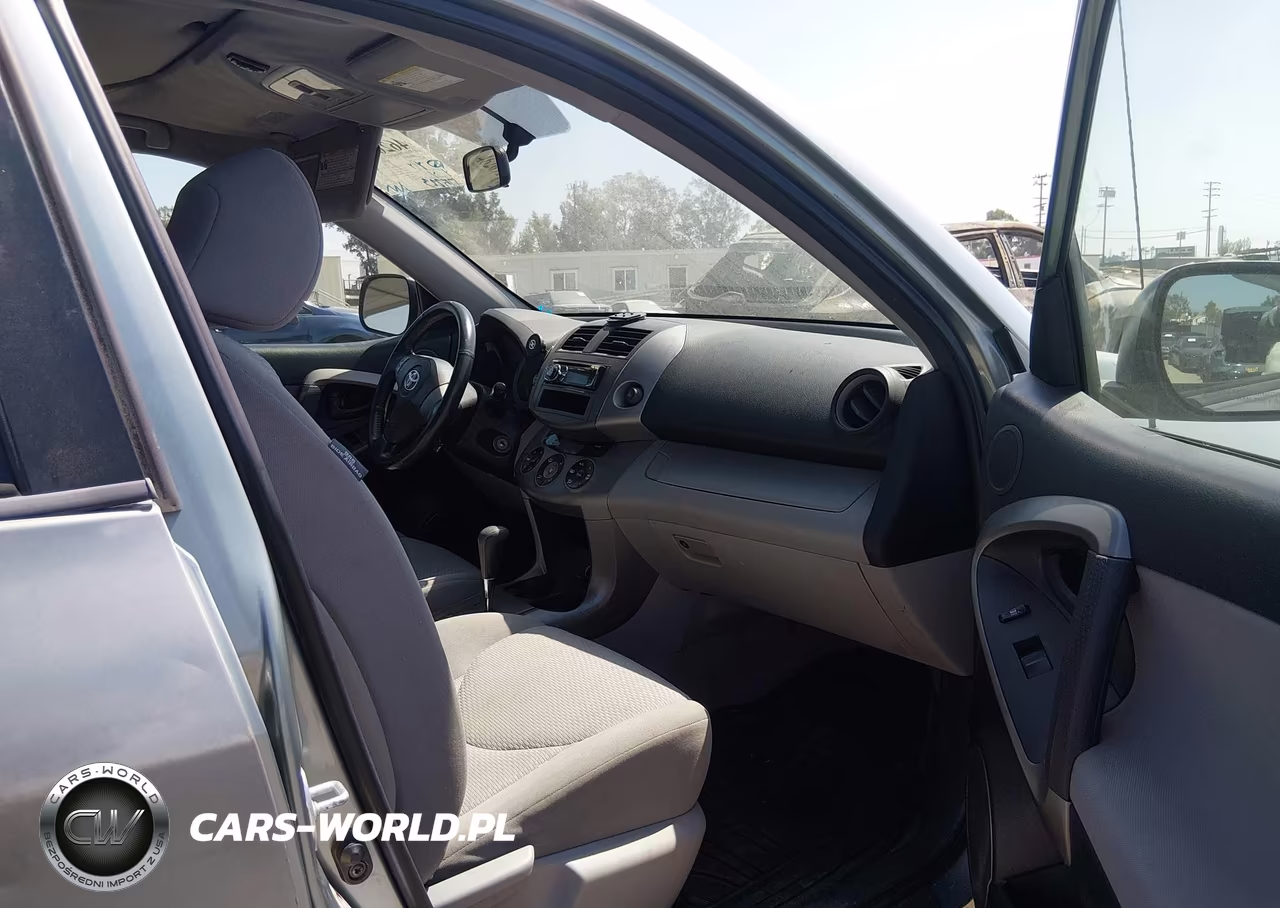 2007 Toyota Rav4 Limited VIN:JTMBD31V775052005 - 5