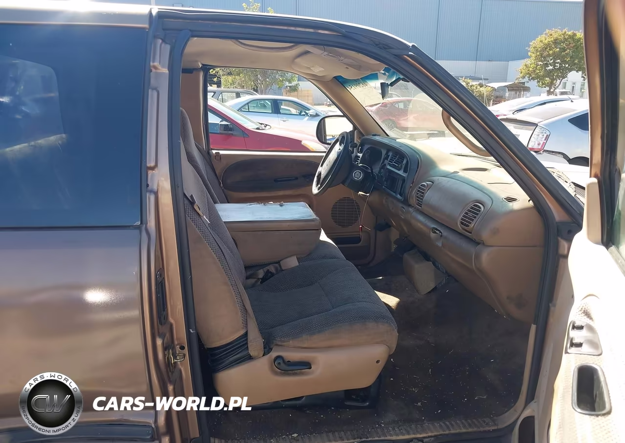 2000 Dodge Ram 1500 St VIN:1B7HC13Z4YJ160785 - 5
