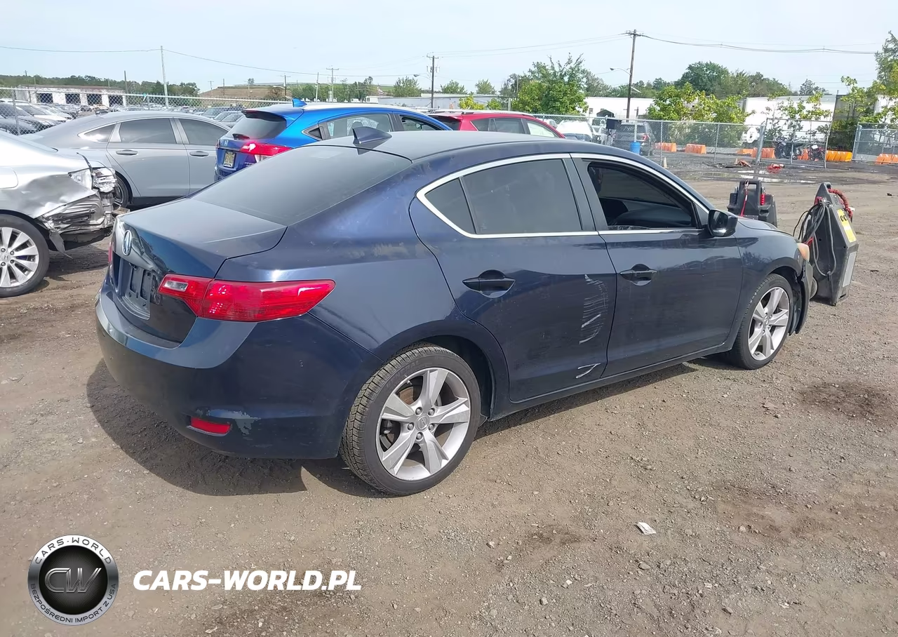2014 Acura Ilx 2.0L (A5) VIN:19VDE1F30EE014692 - 4