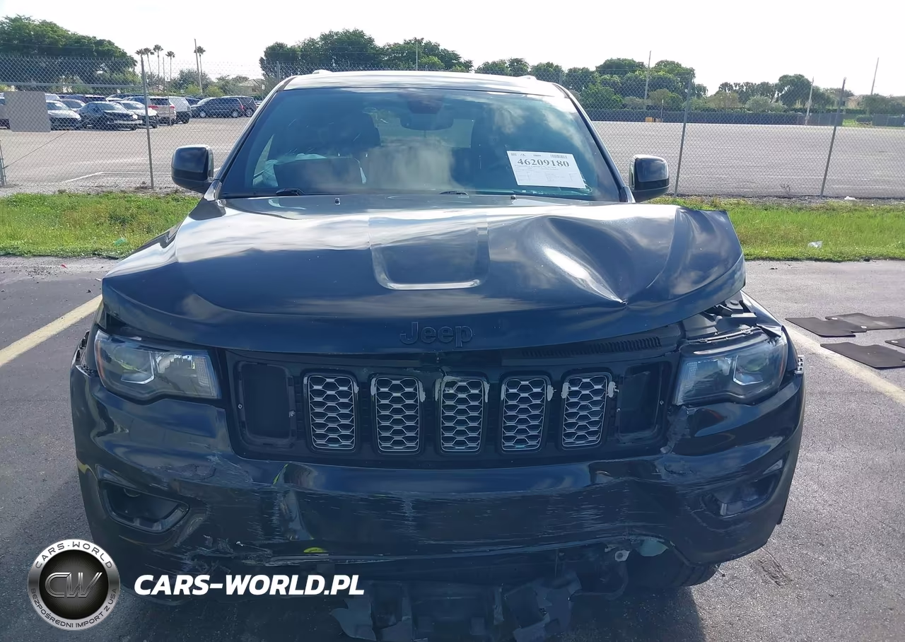 2017 Jeep Grand Cherokee Altitude 4X2 VIN:1C4RJEAG4HC953320 - 12