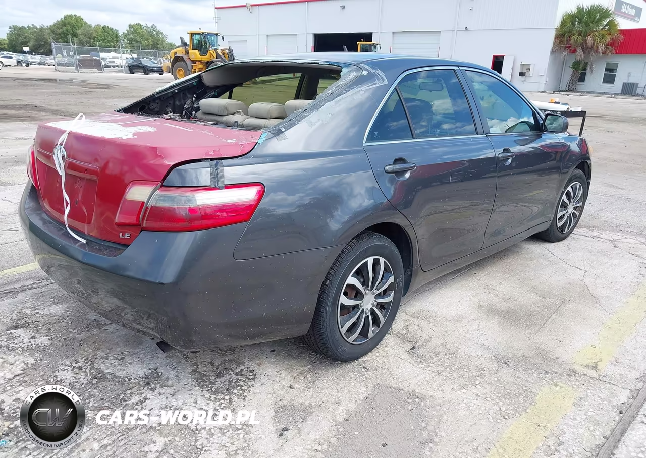 2009 Toyota Camry Le VIN:4T1BE46K49U826703 - 4
