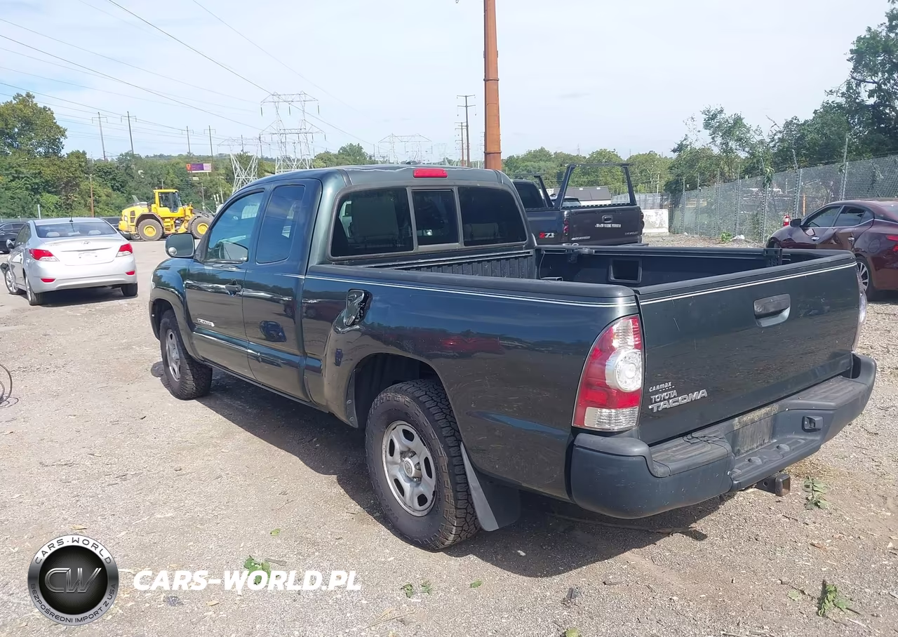 2010 Toyota Tacoma VIN:5TETX4CN8AZ730876 - 3