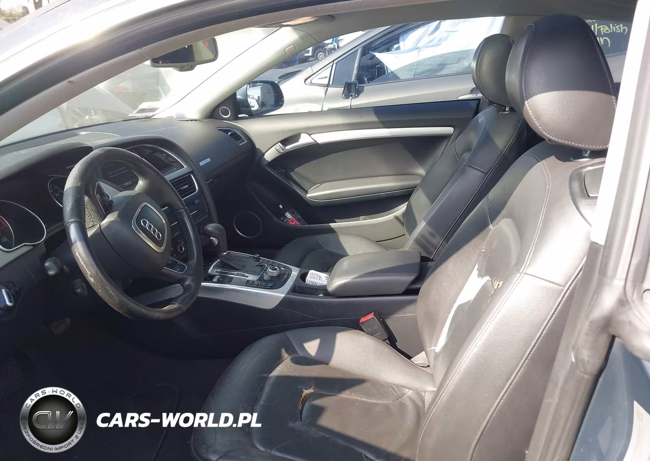 2011 Audi A5 2.0T Premium VIN:WAULFAFR6BA060575 - 12
