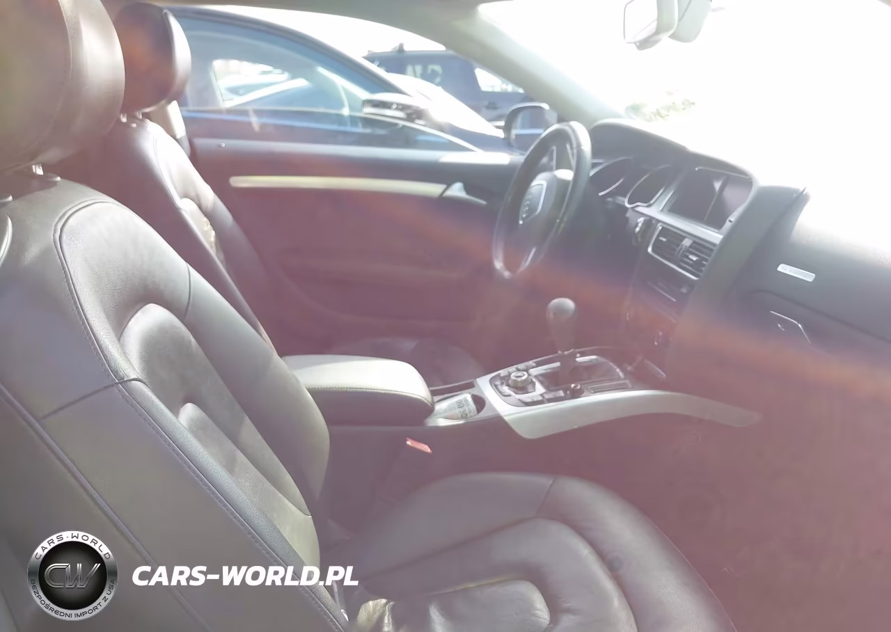 2011 Audi A5 2.0T Premium VIN:WAULFAFR6BA060575 - 5