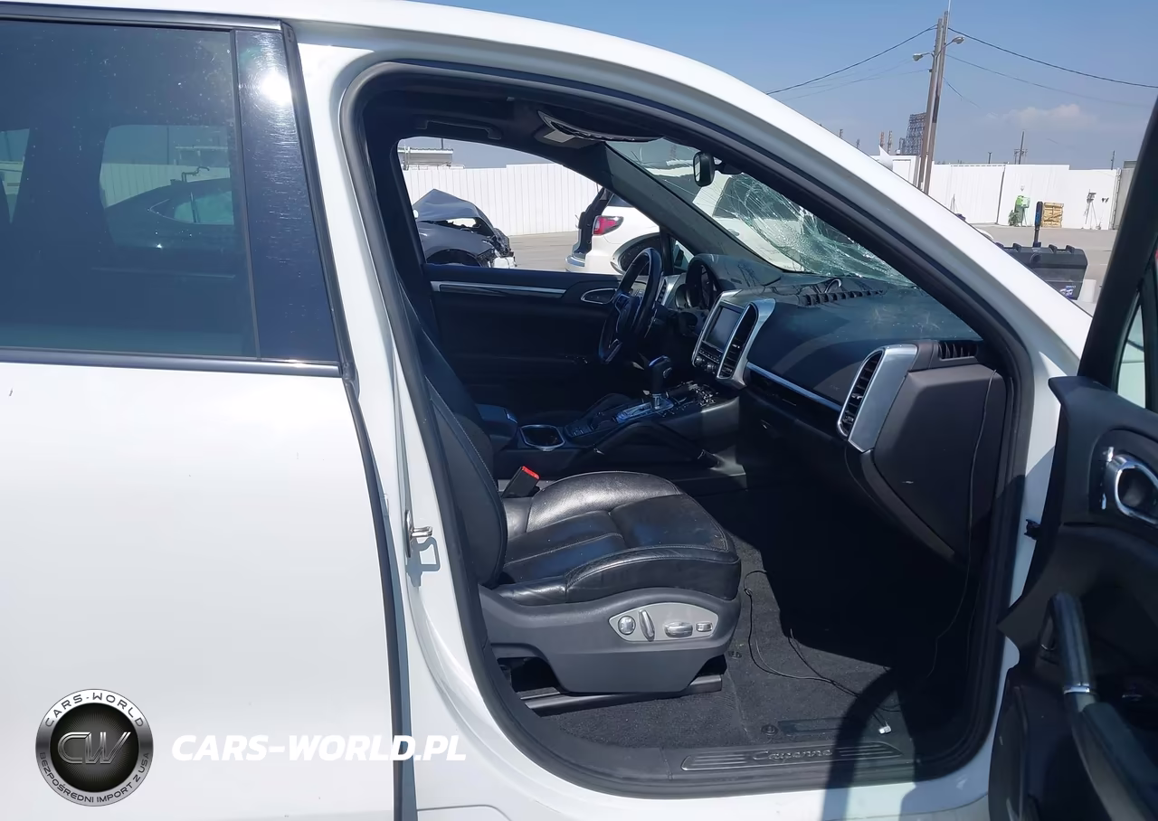 2016 Porsche Cayenne VIN:WP1AA2A28GKA12259 - 5