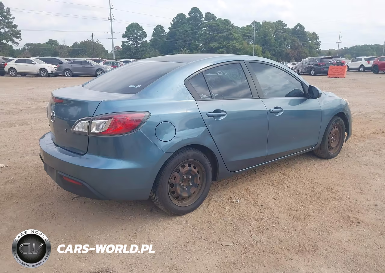 2011 Mazda Mazda3 I Sport VIN:JM1BL1UF1B1387045 - 4