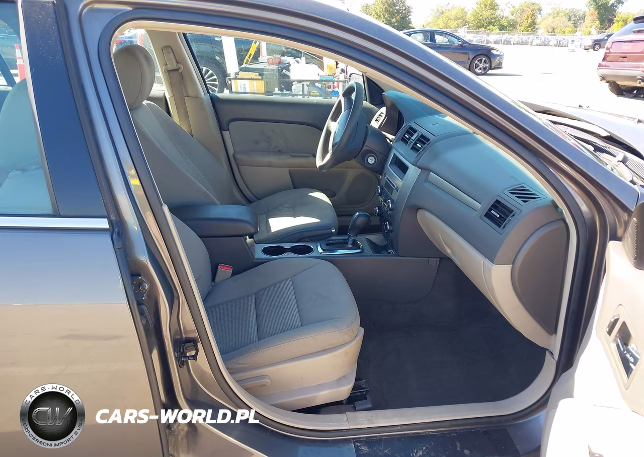 2012 Ford Fusion Se VIN:3FAHP0HG3CR391249 - 5