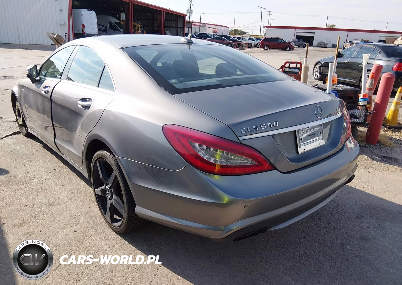 2012 Mercedes-Benz Cls 550 VIN:WDDLJ7DBXCA053047 - 3