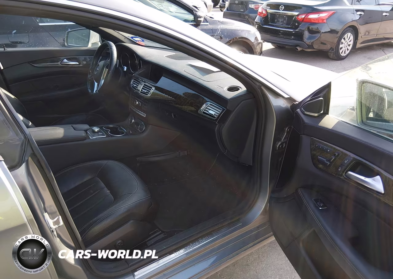 2012 Mercedes-Benz Cls 550 VIN:WDDLJ7DBXCA053047 - 5