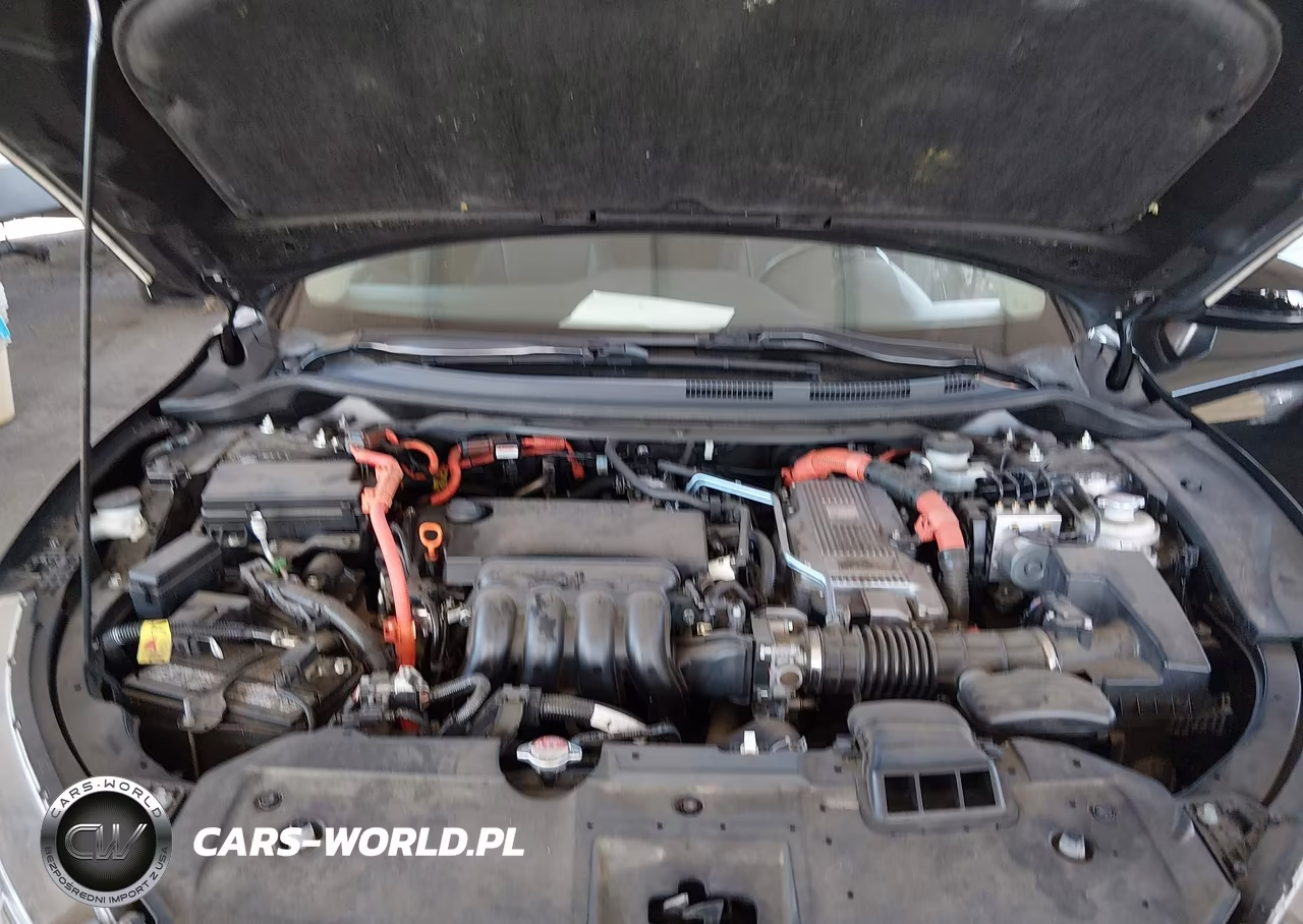 2018 Honda Clarity Plug-In Hybrid Touring VIN:JHMZC5F33JC002966 - 10