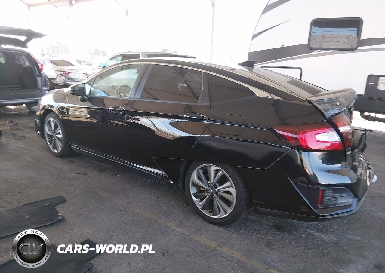 2018 Honda Clarity Plug-In Hybrid Touring VIN:JHMZC5F33JC002966 - 14