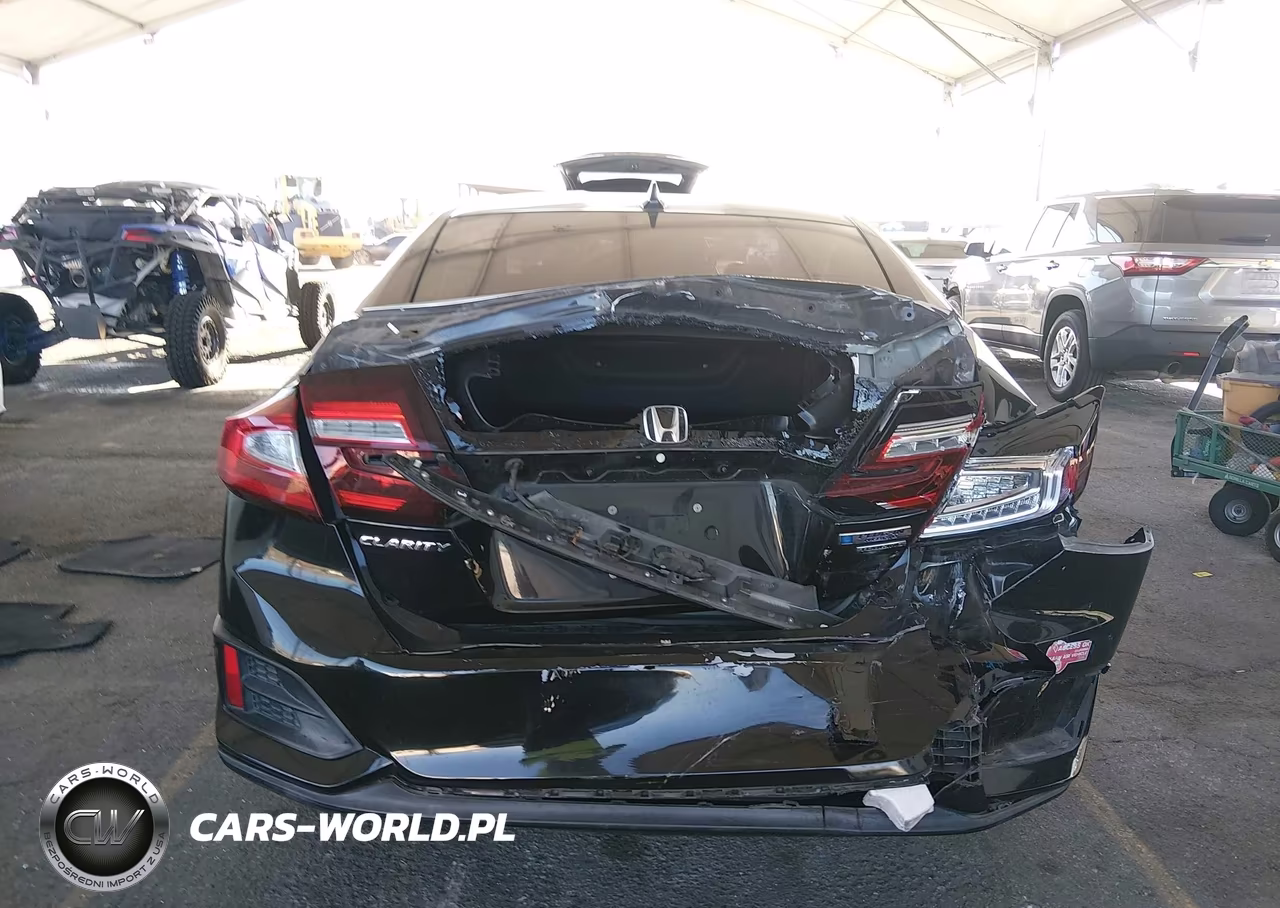 2018 Honda Clarity Plug-In Hybrid Touring VIN:JHMZC5F33JC002966 - 16