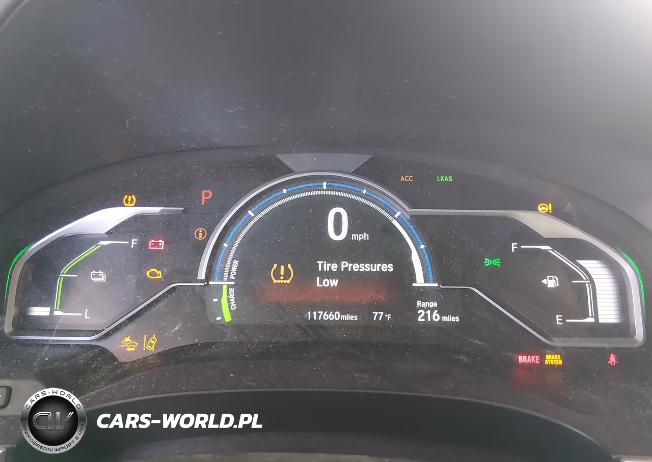 2018 Honda Clarity Plug-In Hybrid Touring VIN:JHMZC5F33JC002966 - 7