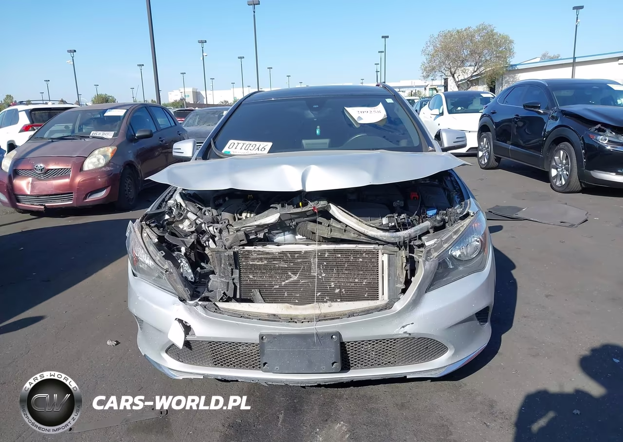 2018 Mercedes-Benz Cla 250 VIN:WDDSJ4EB9JN545082 - 13