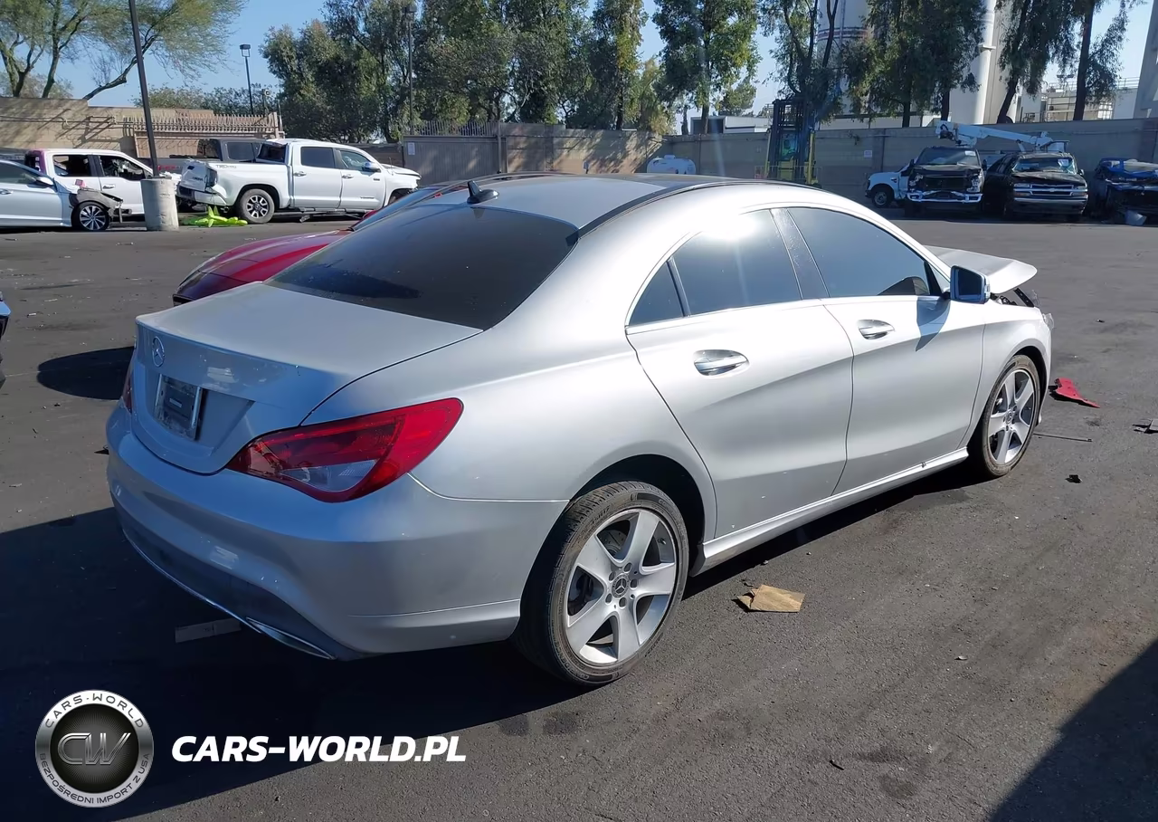 2018 Mercedes-Benz Cla 250 VIN:WDDSJ4EB9JN545082 - 4