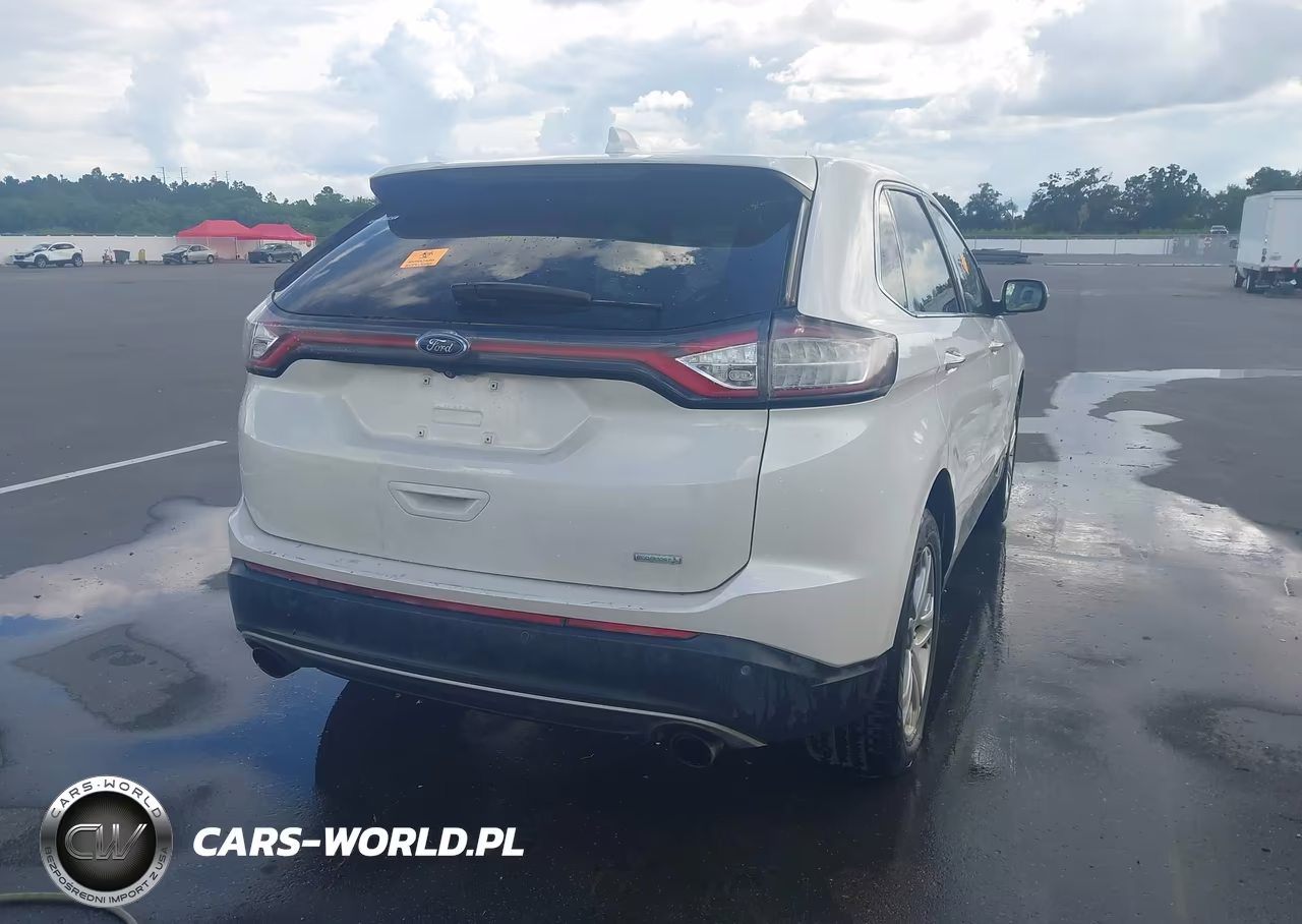 2017 Ford Edge Titanium VIN:2FMPK3K9XHBB31982 - 4