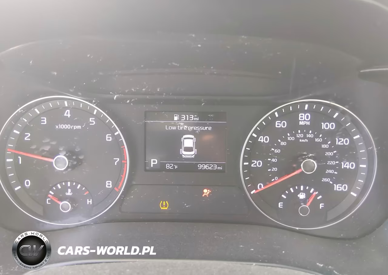 2019 Kia Forte S VIN:3KPF34AD9KE040128 - 7