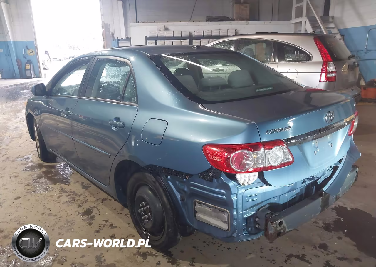 2013 Toyota Corolla Le VIN:5YFBU4EE5DP152036 - 3