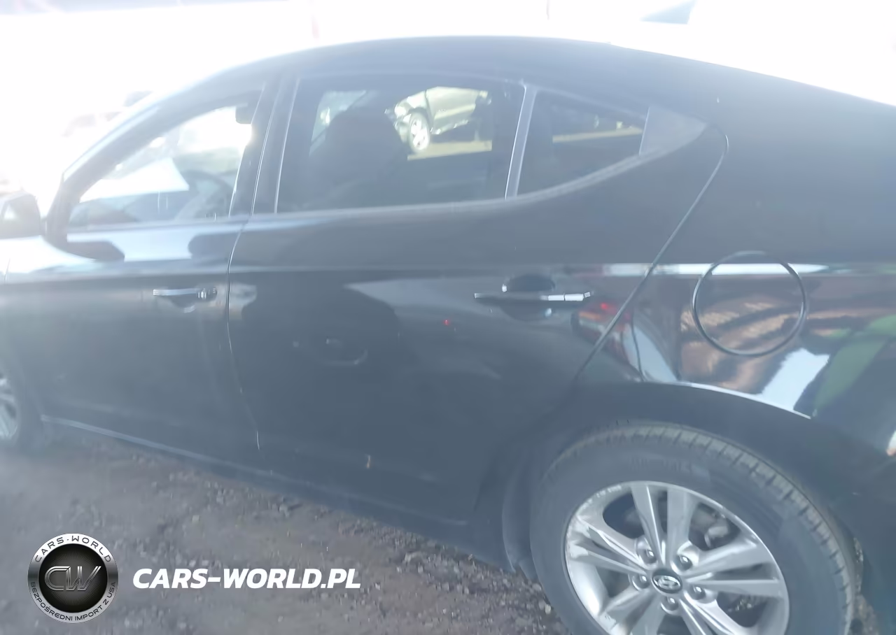 2018 Hyundai Elantra Value Edition VIN:5NPD84LF9JH242016 - 14