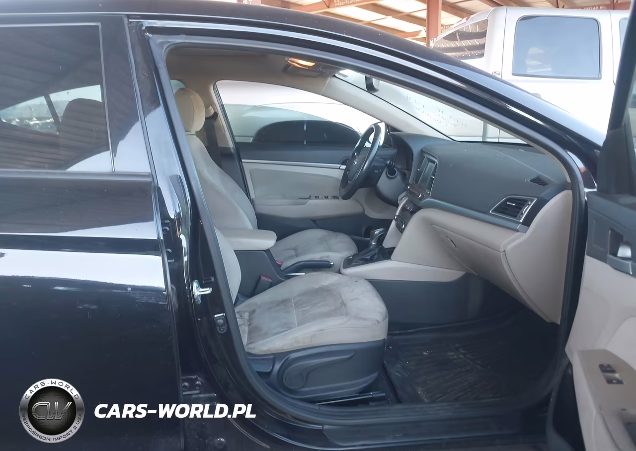 2018 Hyundai Elantra Value Edition VIN:5NPD84LF9JH242016 - 5