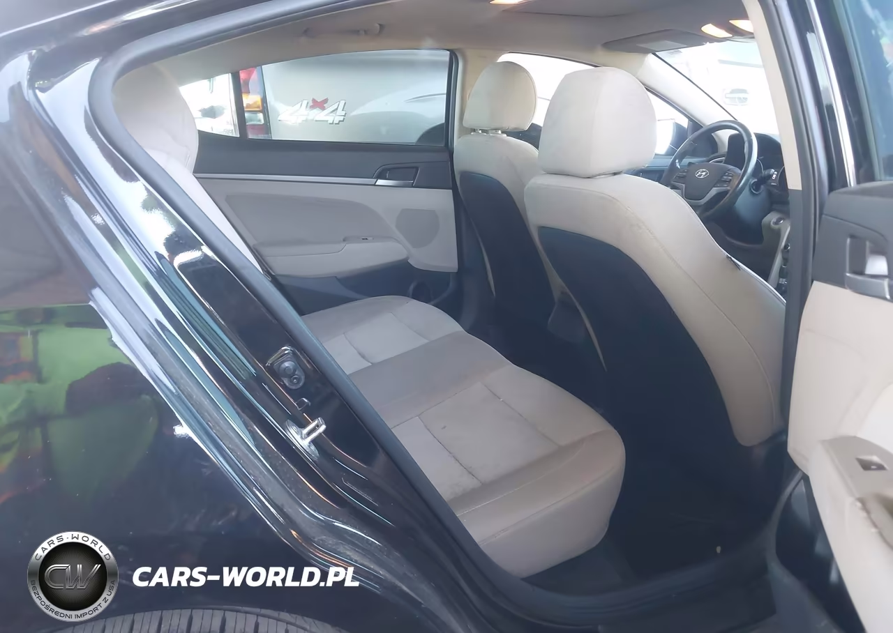 2018 Hyundai Elantra Value Edition VIN:5NPD84LF9JH242016 - 8