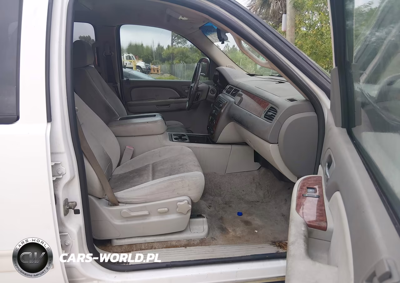 2009 Chevrolet Suburban Lt W-1Lt VIN:1GNFC26J59R299160 - 5