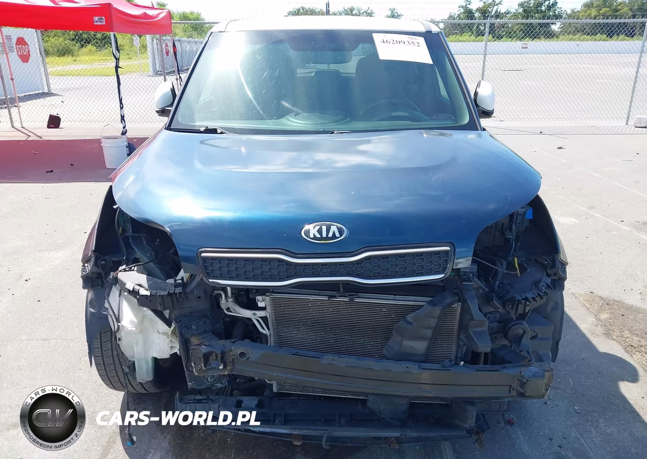 2018 Kia Soul + VIN:KNDJP3A54J7576419 - 13