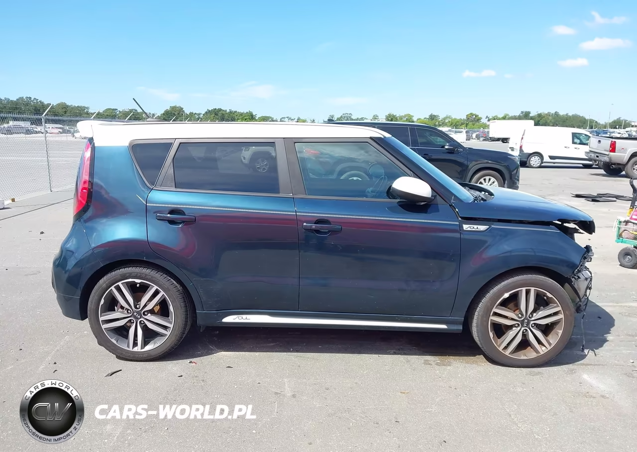 2018 Kia Soul + VIN:KNDJP3A54J7576419 - 14